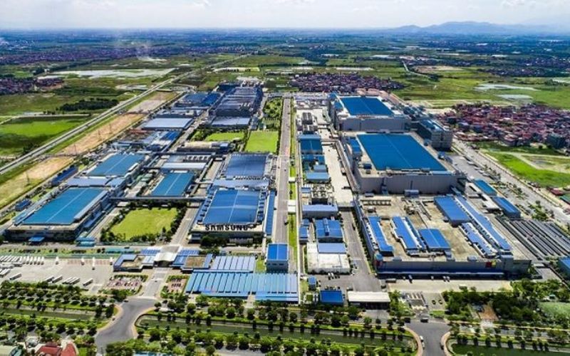 Thời hạn giao đất hoặc cho thuê đất được xác định căn cứ vào thời gian hoạt động của dự án