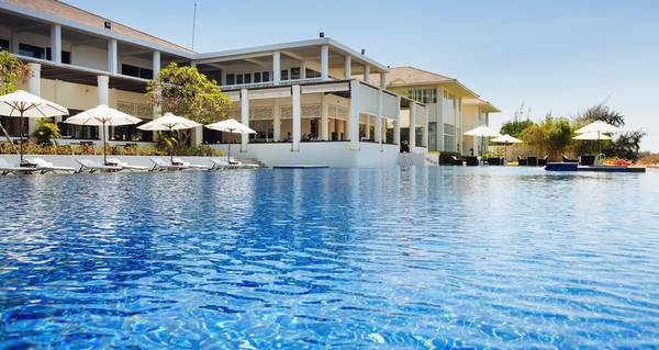 Biệt thự cao cấp với hồ bơi riêng hướng biển tại Azerai Kê Gà Bay