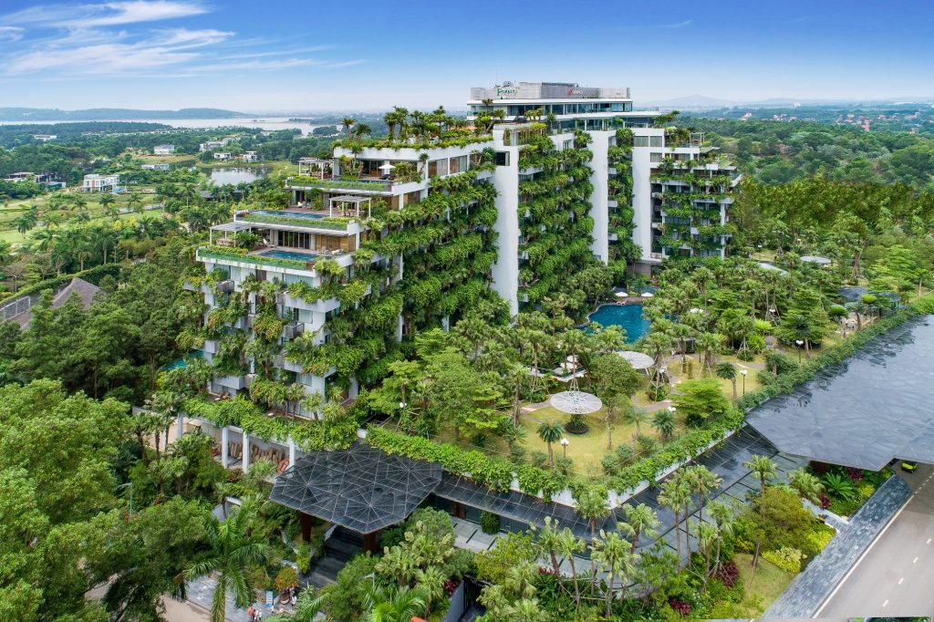 Flamingo Đại Lải Resort được bao quanh bởi thiên nhiên